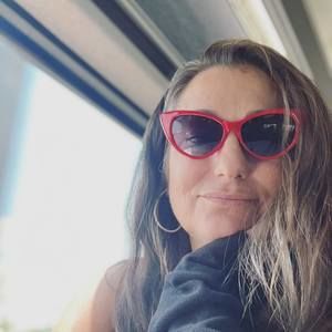 Meet your Posher, Rebecca